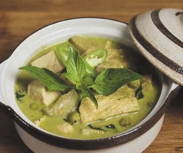 Vegan Thai Green Curry Tofu